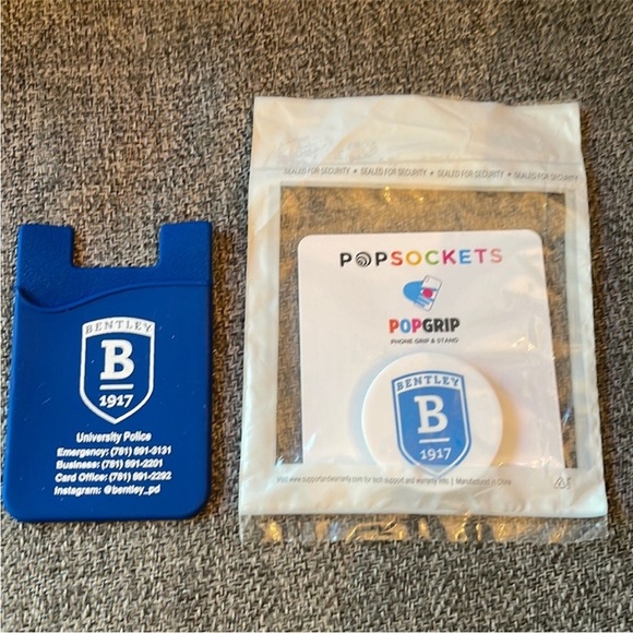 Bentley University Pop Socket and iD holders - Picture 4 of 6